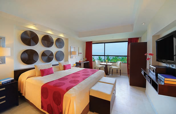 Air-conditioned guest rooms feature a king-size bed or two double beds, a full-size washroom, satellite TV and much more.